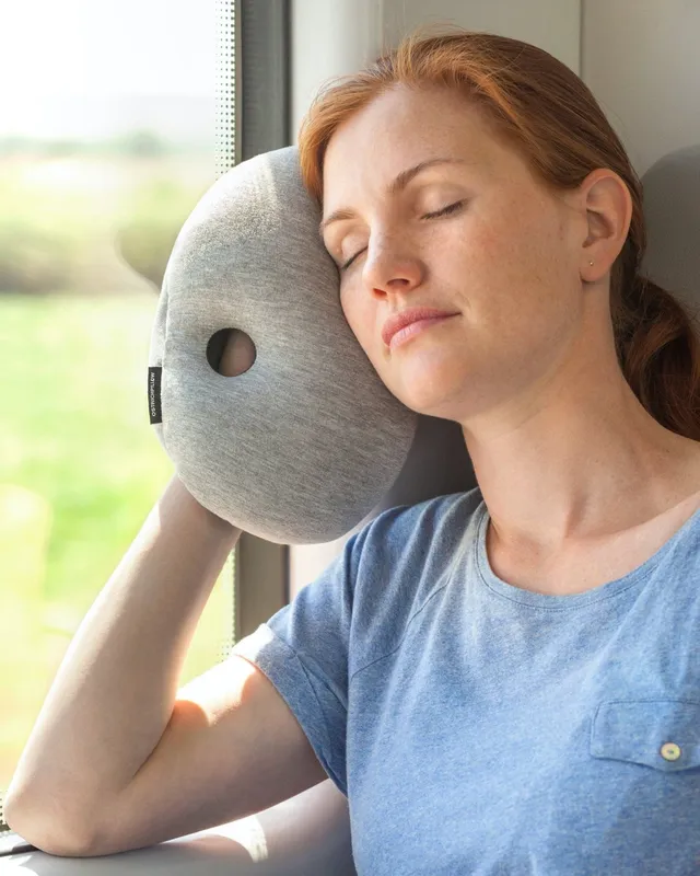 ostrichpillow-mini-handy-pillow-coussin-de-main-compact-microbilles-pour-droitie image 1