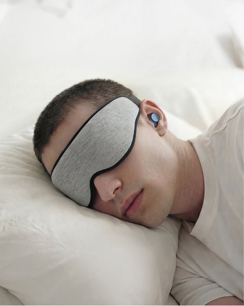 ostrichpillow-the-do-not-disturb-bundle-coffret-masque-de-sommeil-et-sommeil-pro image 2